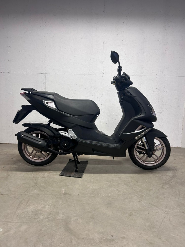 Occasion afbeelding: whatsapp_image_2025-12-24_at_13_24_31_2.jpeg