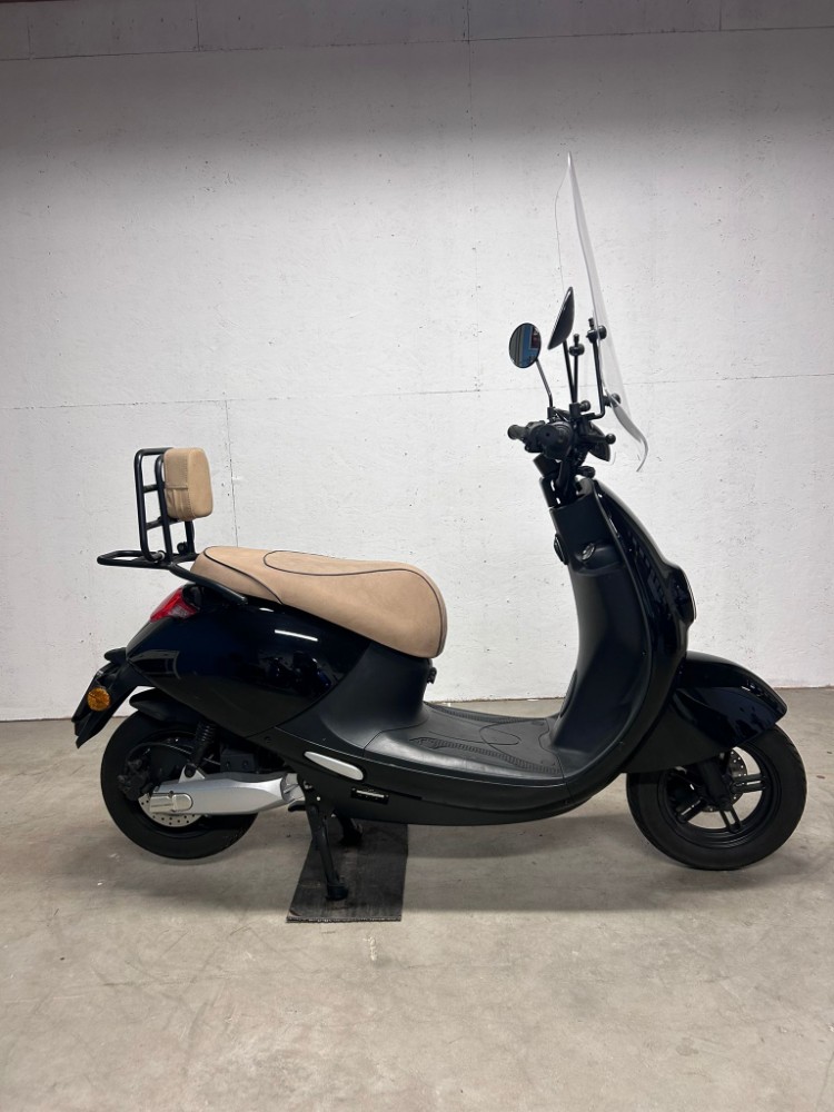 Occasion afbeelding: whatsapp_image_2025-12-29_at_12_40_08.jpeg